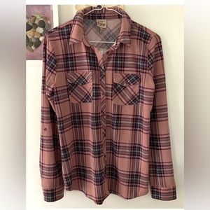 NWT Como Women’s Vintage Plaid Button Up Top Size Small
